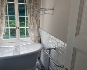 Réalisation de deux salles de bain en céramique, juin 2022, Pully